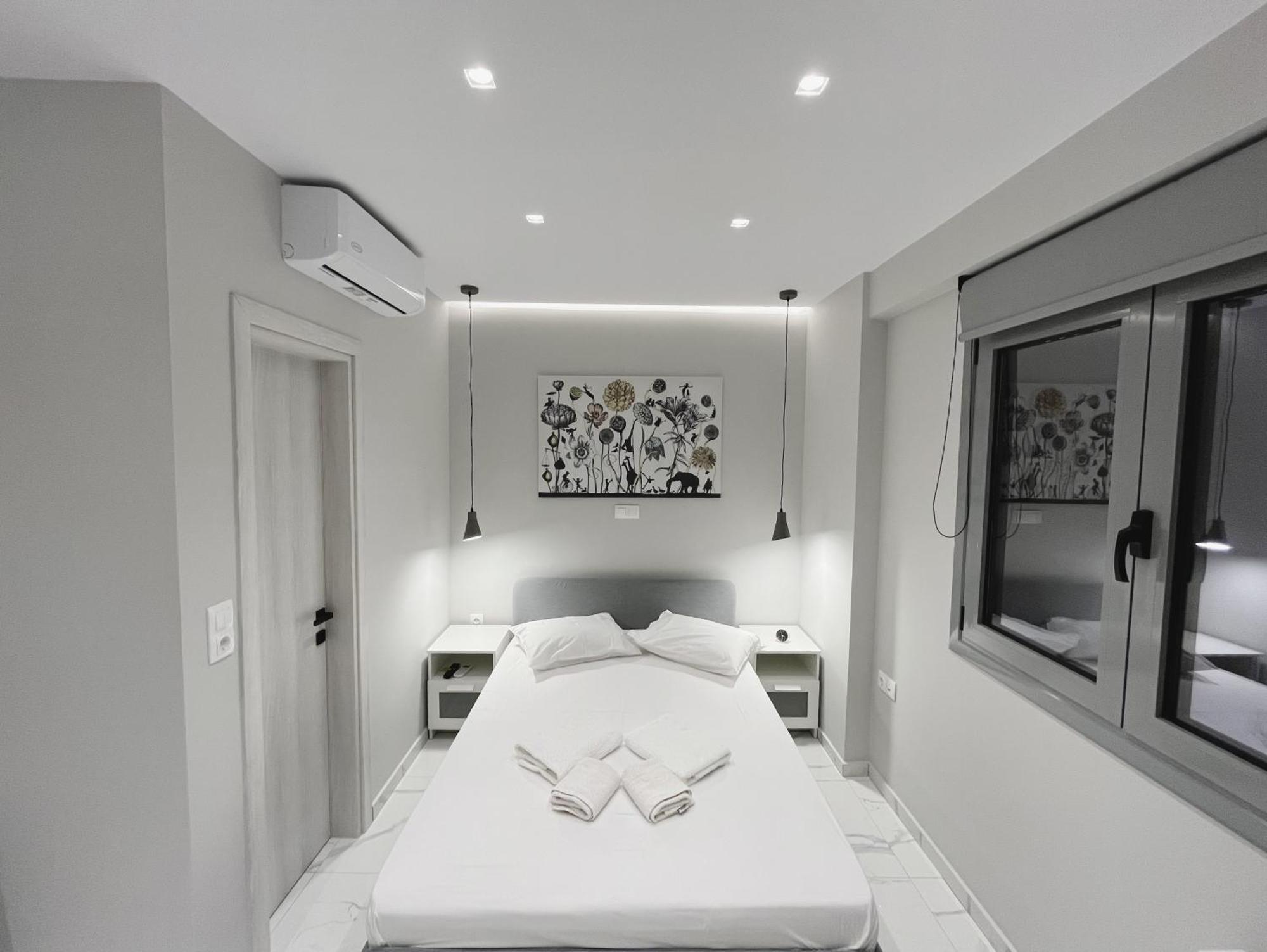 Blueline Apartment 2 ลูตรากี ภายนอก รูปภาพ
