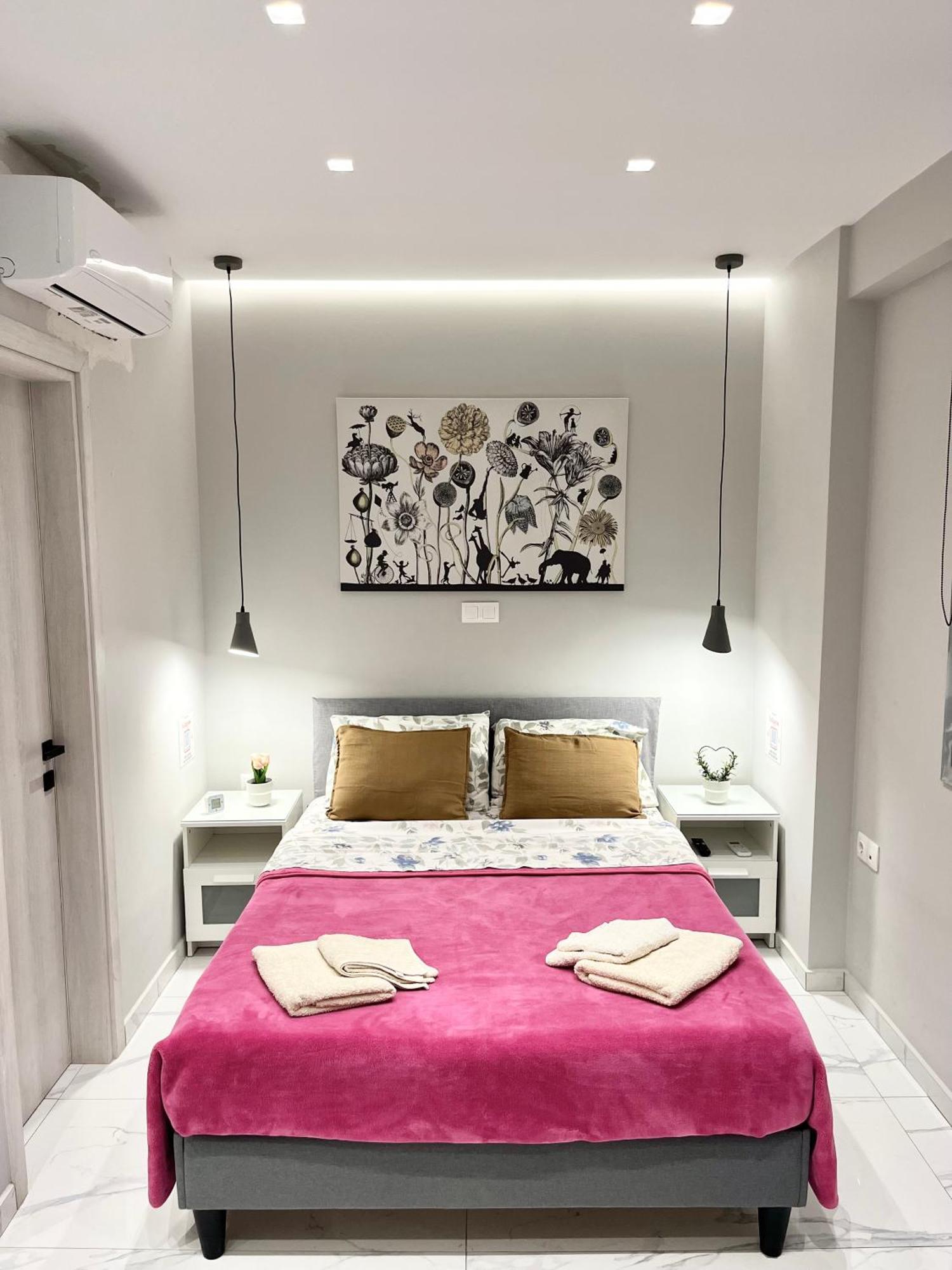 Blueline Apartment 2 ลูตรากี ภายนอก รูปภาพ