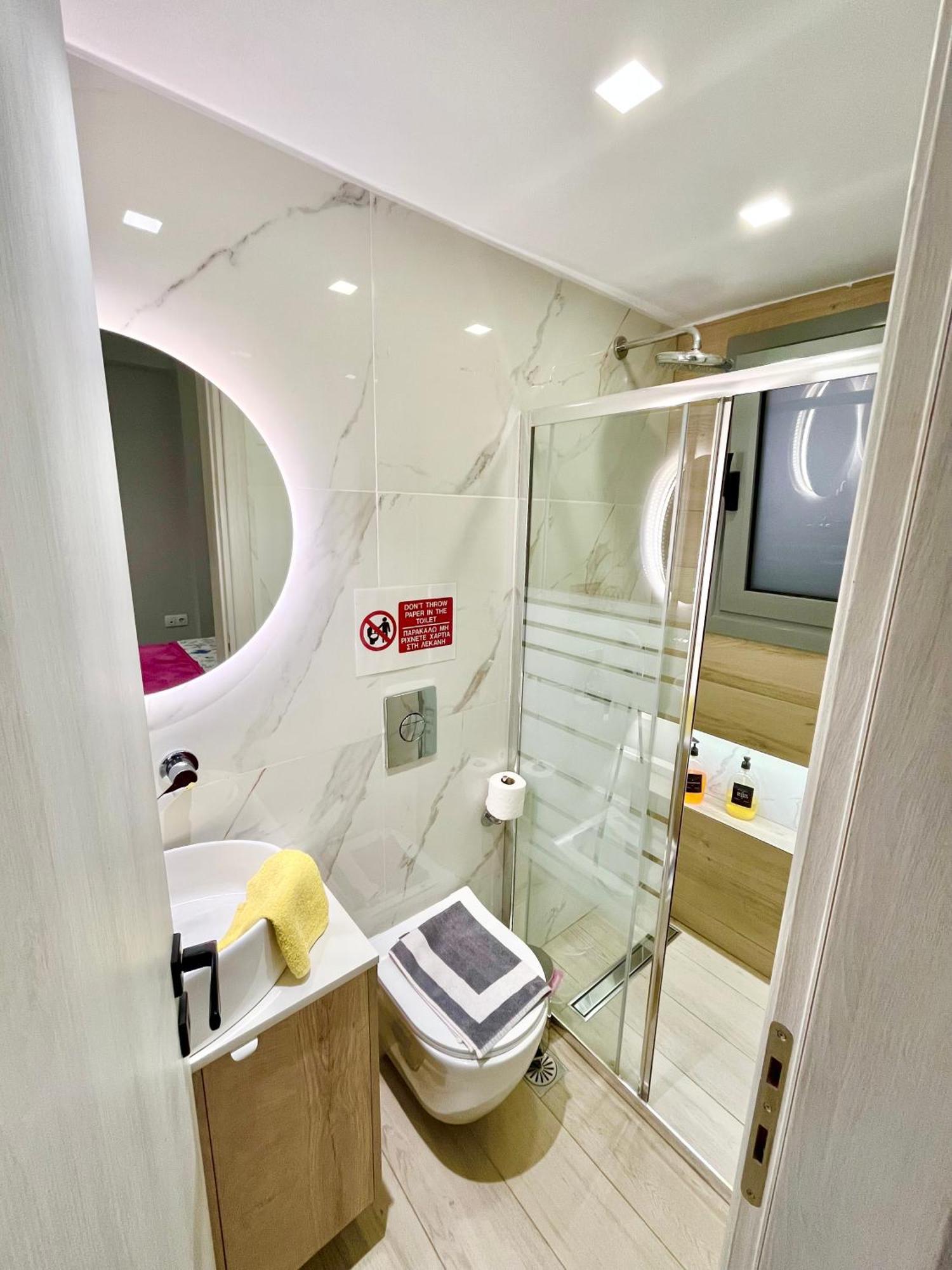 Blueline Apartment 2 ลูตรากี ภายนอก รูปภาพ
